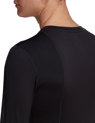 Bluzë kompresive adidas TechFit Compression GU7339, për burra, me mëngë të gjata, e zezë
