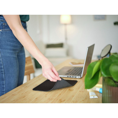 Mousepad Trust Boye Eco, 25x21cm, sipërfaqe e lëmuar, i zi