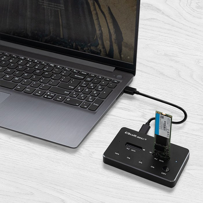 Doking stacion Qoltec 50310, për 2 SSD M.2 SATA, USB Type C, i zi