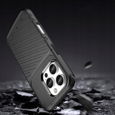 Mbulesë silikoni Thunder Case për iPhone 16 Pro, e zezë