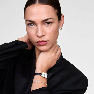 Orë për femra Daniel Wellington Quadro 20x26 DW00100865, e zezë