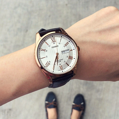 Orë dore për meshkuj Casio MTP-1384L-7AVEF, e kaftë