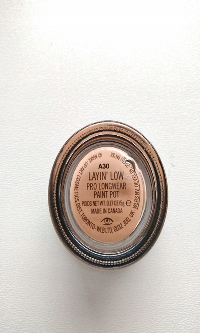 Hije kremoze për sy MAC Pro Longwear Paint Pot, mban gjatë, me ngjyrë t’fortë