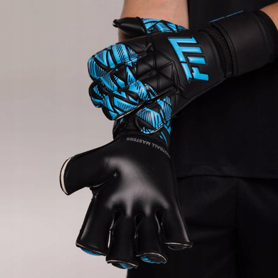 Doreza portjeri Football Masters FM Invictus X Blue, unisex, madhësia 8, të zeza me blu