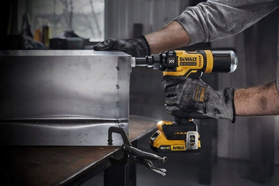 Mjet rivets DeWalt DCF403NT XJ, 2.4–4.8 mm, me bateri, i verdhë