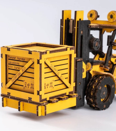 Lodër model forklift druri ROKR, set ndërtimi 3D, 21cm, verdhë e zezë