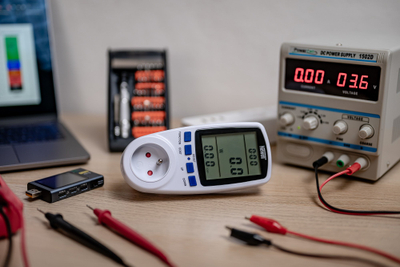 Matës fuqie Newell NL4276, wattmeter, i bardhë