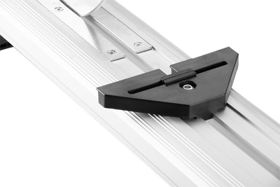 Gilotinë për panele Neo, gjerësi prerjeje 210 mm, trashësi deri 12 mm, argjend