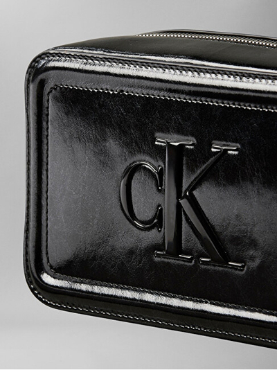 Çantë për femra Calvin Klein, e zezë