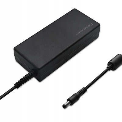 Напојување за струја Qoltec, 12V 5A, 60W, црно