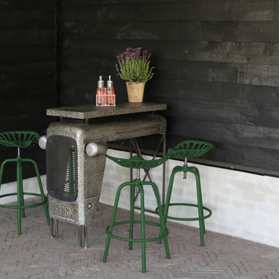 Бар столица Esschert Design Tractor Chair, метална, со потпирач за нозе, зелена
