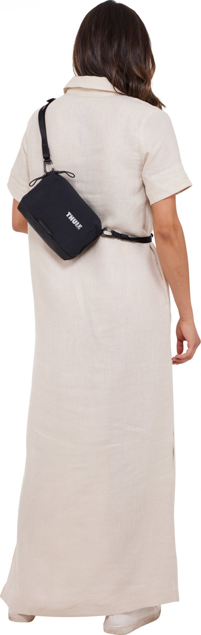 Торба crossbody Thule Paramount 2L, најлон 420D, отпорна на вода, црна
