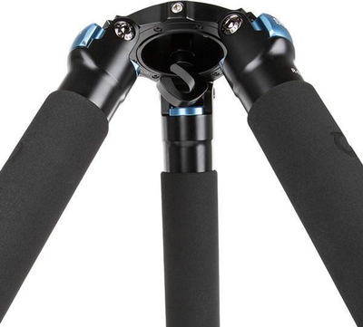 Tripod Sirui R-4214X, i gjatë deri 150 cm, mban deri 25 kg, i zi