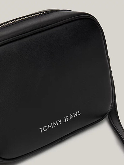 Çantë krahu për femra Tommy Hilfiger, e zezë