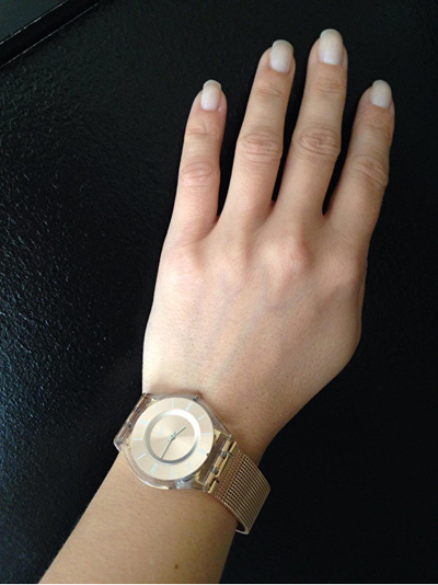 Orë dore Swatch Hello Darling SFP115M