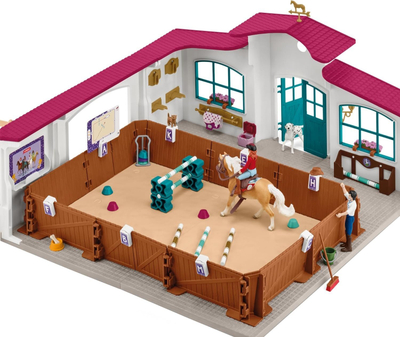 Set lodër Schleich Horse Club Riding Arena Peppertree, arenë kalërimi me pengesa dhe pajisje