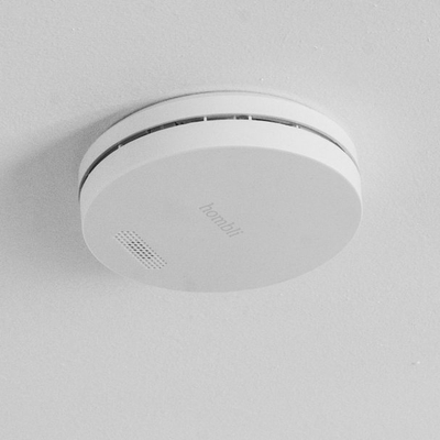 Detektor tymi i zgjuar Hombli Smart Smoke Detector, lidhet me aplikacion, i bardhë