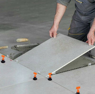 Set niveli për pllaka Tile Leveling System, 50 klipsa, 1 çelës, i kuq