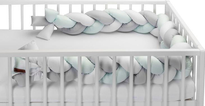 Mburojë krevati për bebe Sensillo Braid, 210 cm, pambuk, ngjyrë mint