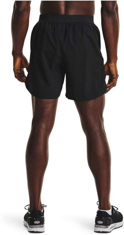 Кратки спортски панталони Under Armour Launch SW 1361492, за мажи, црни