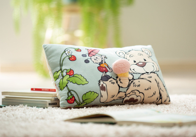 Jastëk pelushi Nici Green Bendix Bear, 43 x 25 cm, për kalamaj, shumëngjyrësh