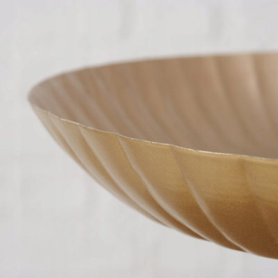 Stendë servirëse Clio, metal i artë, 3 nivele, 26 x 40.5 cm