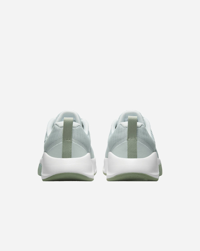 Atlete trajnimi Nike MC Trainer 3 për goca, rrjetë që merr frymë, shkumë që zbut, gri e çelët