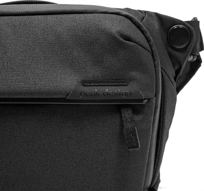 Çantë foto Peak Design Everyday Sling 3L, deri 13", e zezë