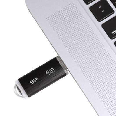Flesh USB Silicon Power Blaze B02, 32GB, USB 3.0, i zi