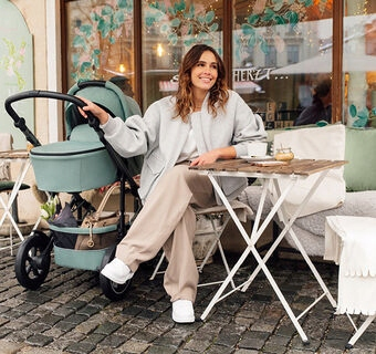 Gondolë për karrocë Britax Römer Smile 5, me panel ajrimi, montim i thjeshtë, Galaxy Black