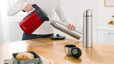 Ngrohës uji Bosch TWK7L464, 1.7L, 2200W, i kuq