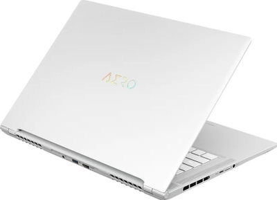 Laptop Gigabyte Aero 16 OLED BSF, i7‑13620H, 16GB RAM, ngjyrë argjend