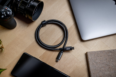 Kabllo Newell USB-C në USB-C 4.0, 1m, 100W, ngjyrë grafit