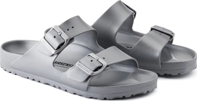 Sandale Birkenstock Arizona EVA M 1003490, me shollë anatomike, që s’ua ha uji, ngjyrë e zezë