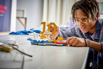Set LEGO Editions Kylian Mbappé 43013, futboll, shumëngjyrësh