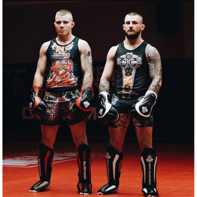 Mbrojtëse këmbe Bushido Shin Calf and Foot Guards M, shkumë e trashë, mbyllje me Velcro, të zeza