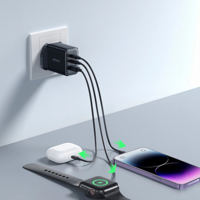Karikues i shpejtë Joyroom JR-TCF10, 32W, 2x USB-C USB-A, prizë UK, i zi