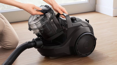 Fshesa me korrent Bosch Serie 4 BGC21X300, 550W, pa qese, e zezë