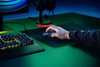 Maus Razer Naga X, i zi