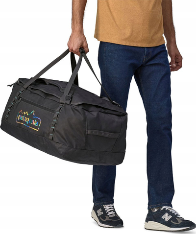 Çantë duffel Patagonia Black Hole 70L, për udhëtime, e zezë