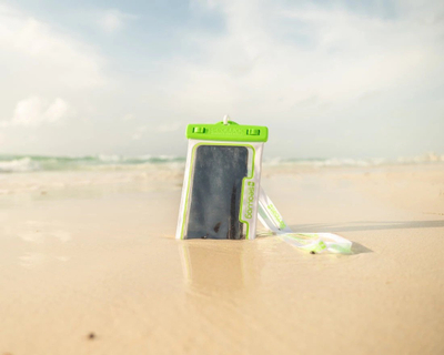 Futrollë e papërshkueshme për telefon SEAWAG Next, IPX8, me rrip qafe, lundruese, transparente