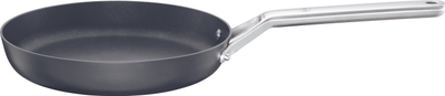 Tigan Fiskars Taiten, 24 cm, me shtresë mos-ngjitëse, i zi