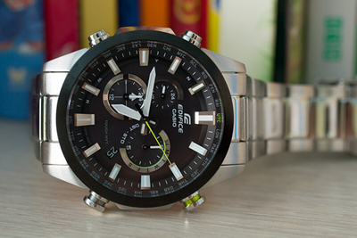 Orë dore Casio Edifice EQW-T640DB-1AER
