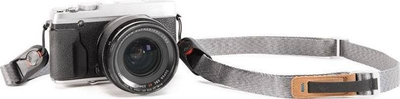 Rrip qafe për aparat Peak Design Leash v3, i rregullueshëm 83–145 cm, gri ash