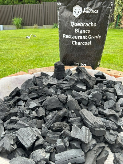 Qymyr druri Grill Fanatics White Quebracho, 10 kg, copëza të mëdha, për skarë