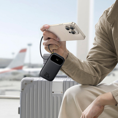 Power bank Baseus, 10000 mAh, 22.5 W, me kabllo USB C dhe Lightning