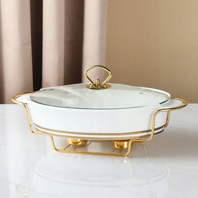 Enë qeramike rezistente ndaj nxehtësisë HomeDelux oval, 35x22x16cm, me kapak xhami, e bardhë me ari