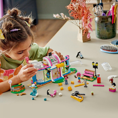 Set lojrash LEGO Friends 41743 Hair Salon, sallon flokësh për ndërtim, 6+ vjeç, shumëngjyrësh