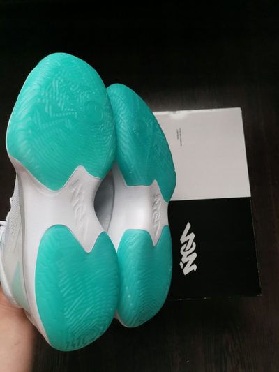 Atlete basketbolli Jordan Zion 1 White Dynamic Turquoise, për meshkuj, nr. 11, të bardha me turkez