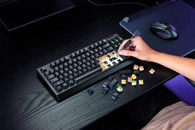 Tastierë Razer BlackWidow V4 Tenkeyless HyperSpeed, mekanike Orange Switch, wireless, US layout, e zezë